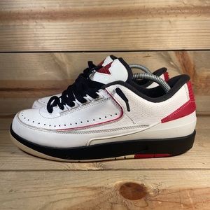 Mens Nike Air Jordan 2 Retro Low Chicago 2016 832819-101 Size 8 Distressed Shoes